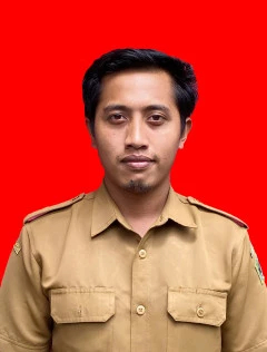 I KOMANG GEDE TRIANA